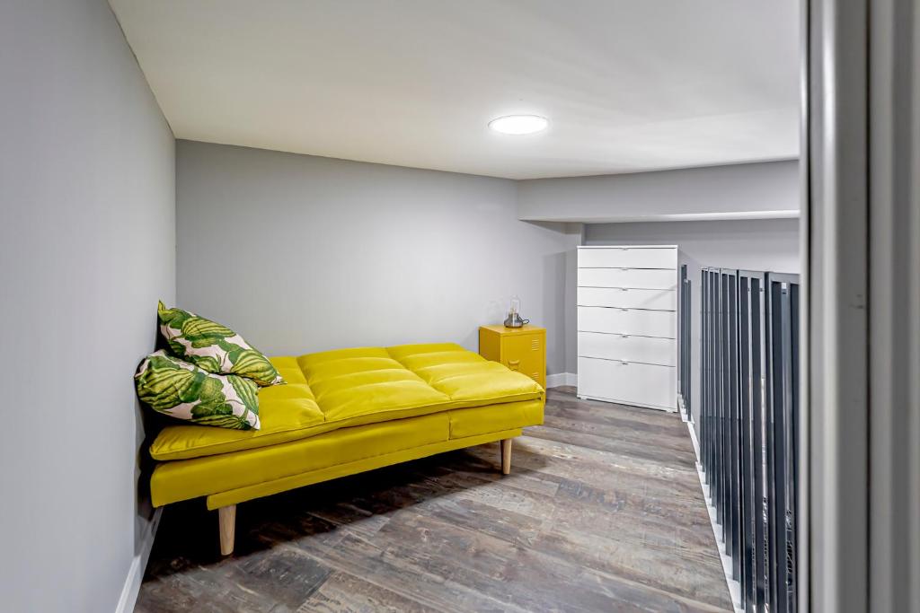 Część wypoczynkowa w obiekcie Luminoso cerca 4 Caminos- Apartamento REINA VICTORIA