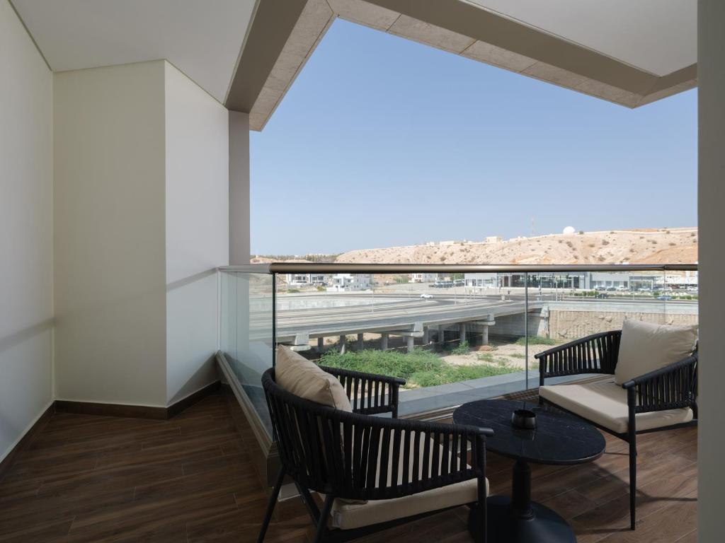 Nespecifikovaný výhled na hory nebo výhled na hory při pohledu z hotelu