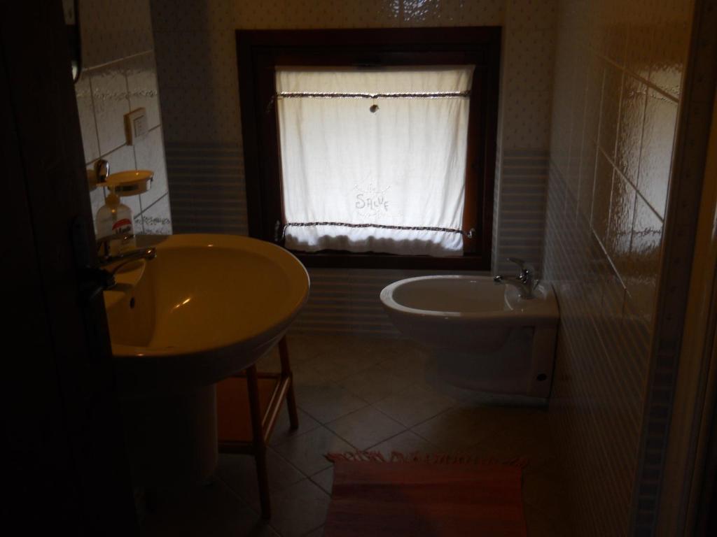 Koupelna v ubytování Agriturismo Dagai