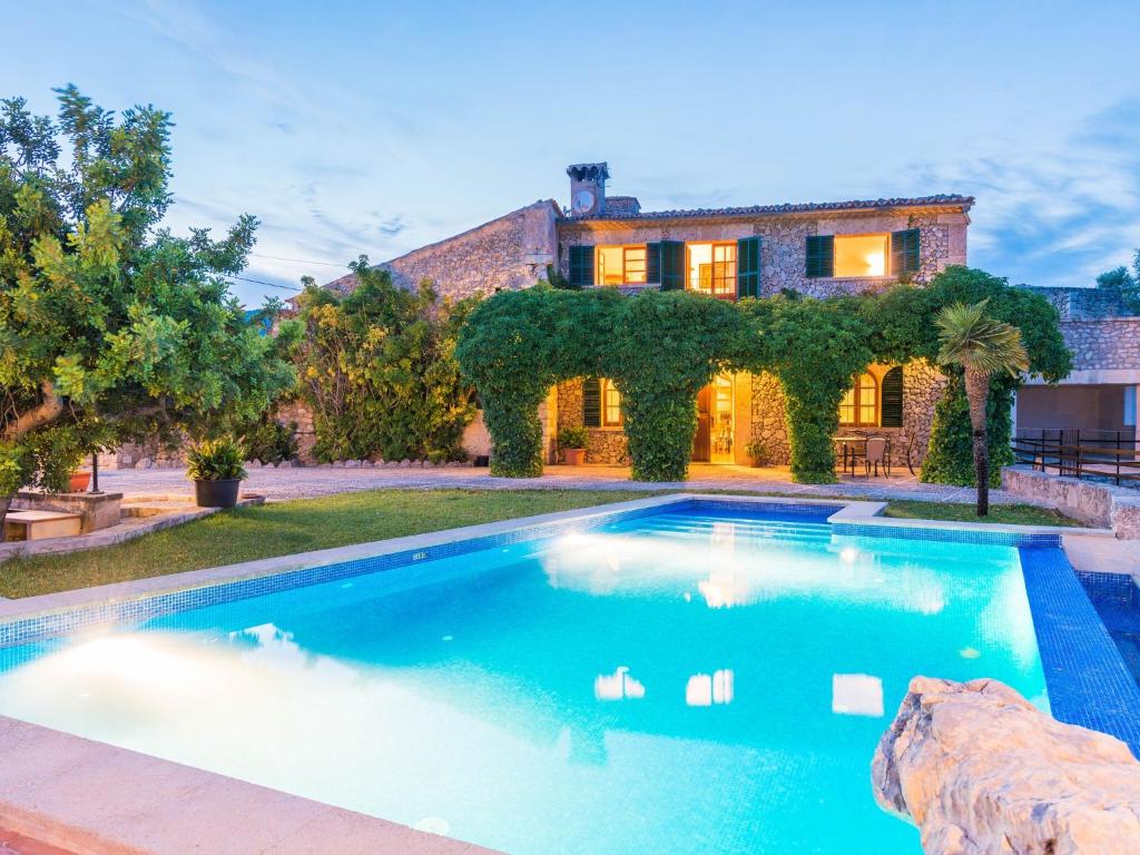 Auxella Gran Villa With Private Pool In Moscari Free Wifi, Moscari