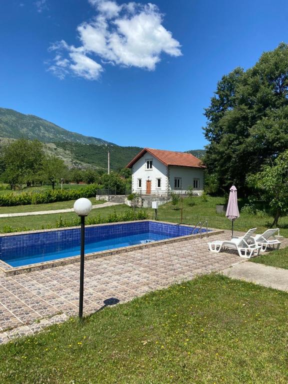 Frutak Villa Resort