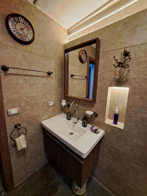 Unique apartment close to Cairo Airport with free dropoff to airport 开罗机场尊享公寓 免费送机 - 7