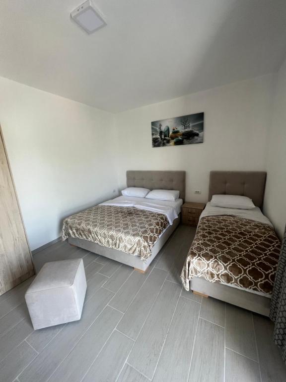 Adi’s Apartments - Imazhi 6
