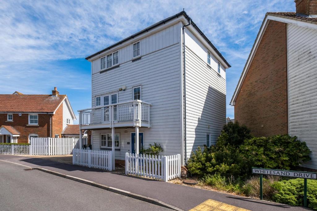 The White House - Housity