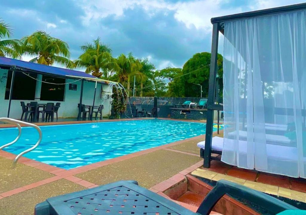 Llano Dorado Hotel Campestre - Housity