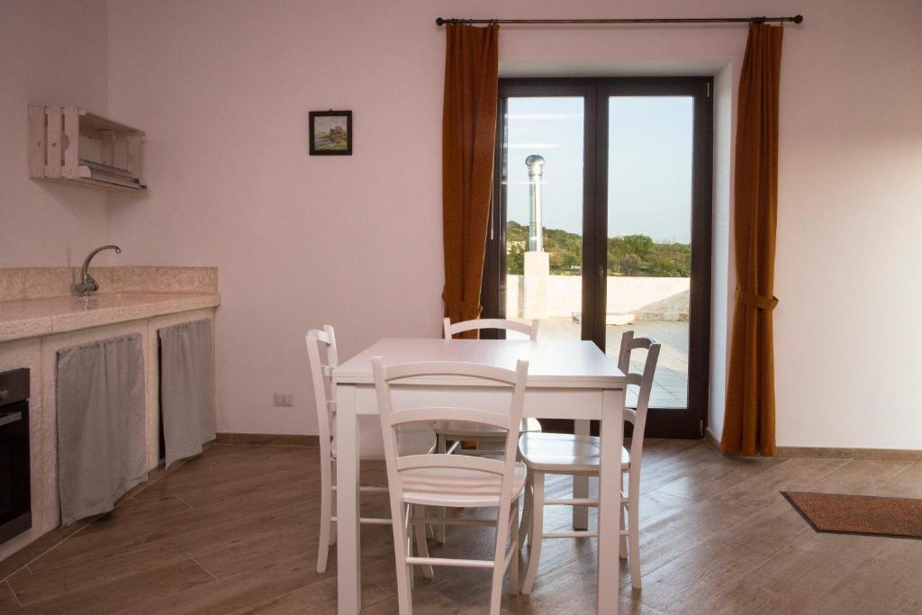 Kuchyň nebo kuchyňský kout v ubytování Masseria Stella