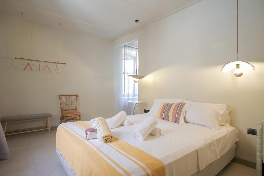 Rodanthi's guest rooms - Housity