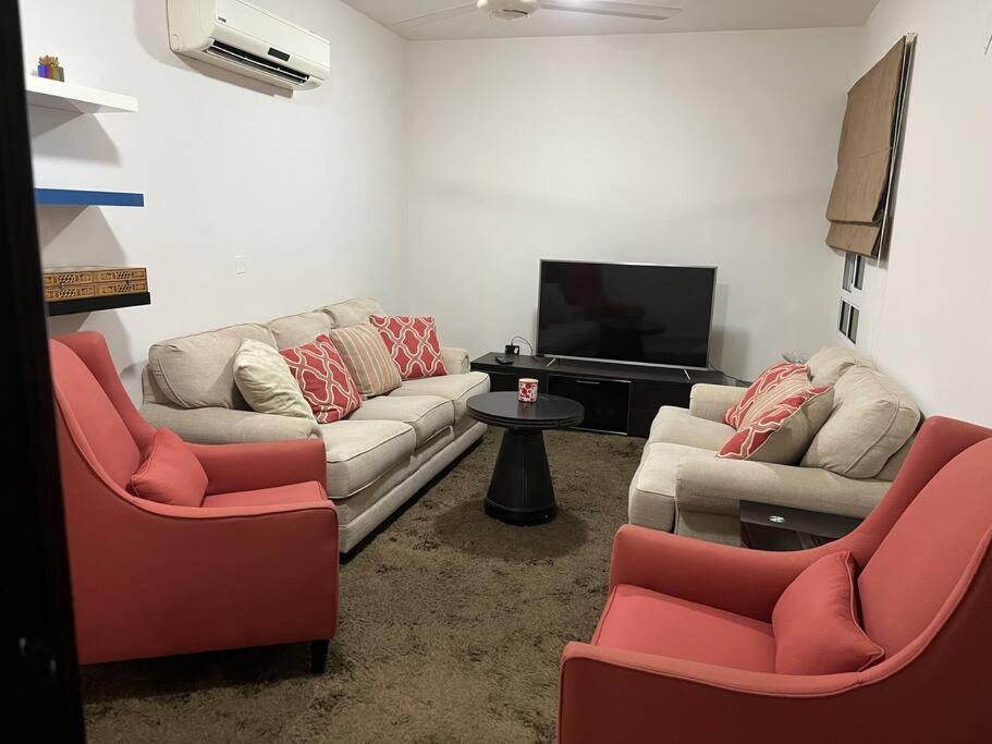 AlKhoudh 7 Mazoun Street