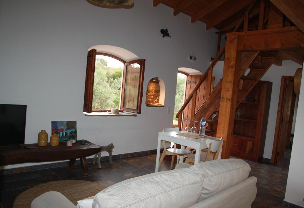 Corvatos Casas do Monte - Two-Bedroom House