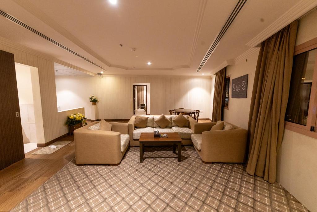 Burj Al Hayat Hotel Suites - Al Olaya - One-Bedroom Apartment