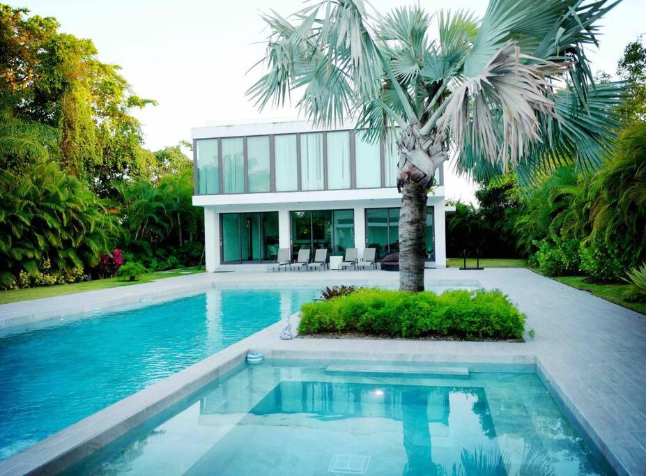 Πισίνα στο ή κοντά στο Ultimate Beach Getaway, Luxury villa in Ritz-Carlton, Dorado 5 mins to Beach