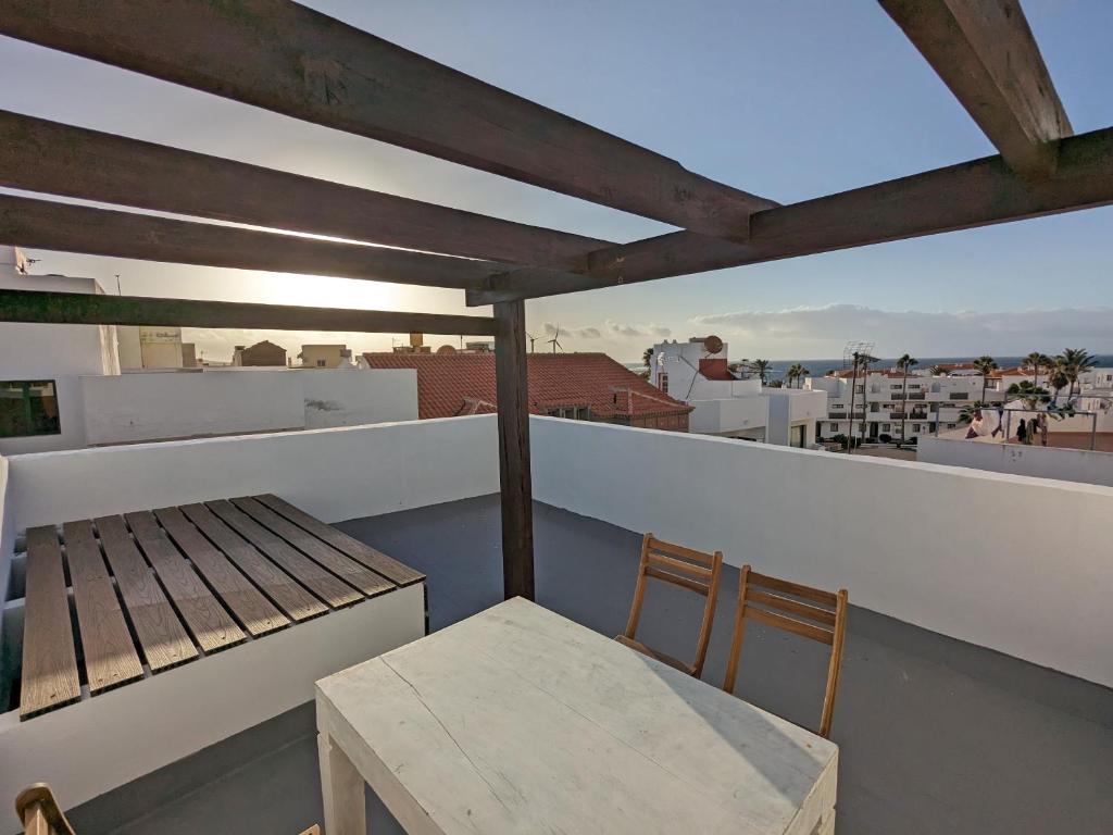 Casa Vista Surf - Beautiful apartment w/ terrace & balcony (fiber)