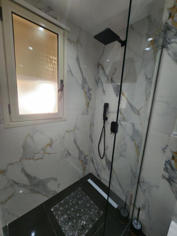 Cloud 10 Apartment - Imazhi 8