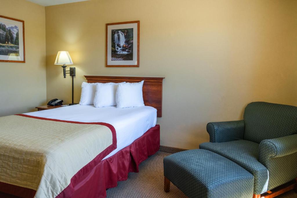 Pinedale Hotel & Suites - King Room - Accès Au Handicap
