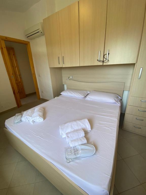 Villa Juniperus a Sant'Anna Arresi - Lusso con piscina