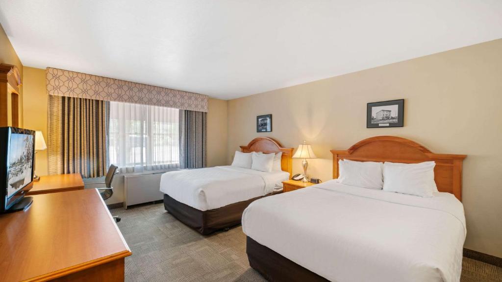 Clarion Hotel & Suites Fairbanks near Ft Wainwright - Error