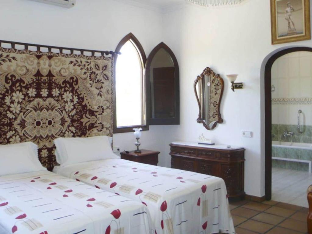 Tranquil Mansion in Santa Eulària des Riu with Swimming Pool ...