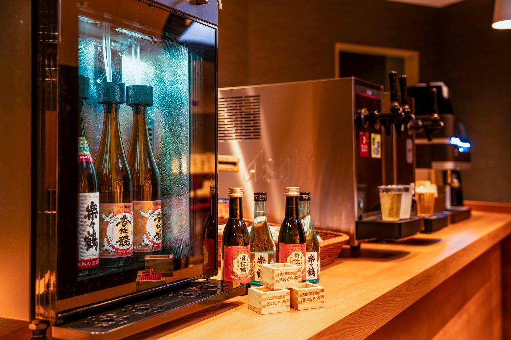 Nápoje v ubytování Ooedo Onsen Monogatari Premium Kinosaki