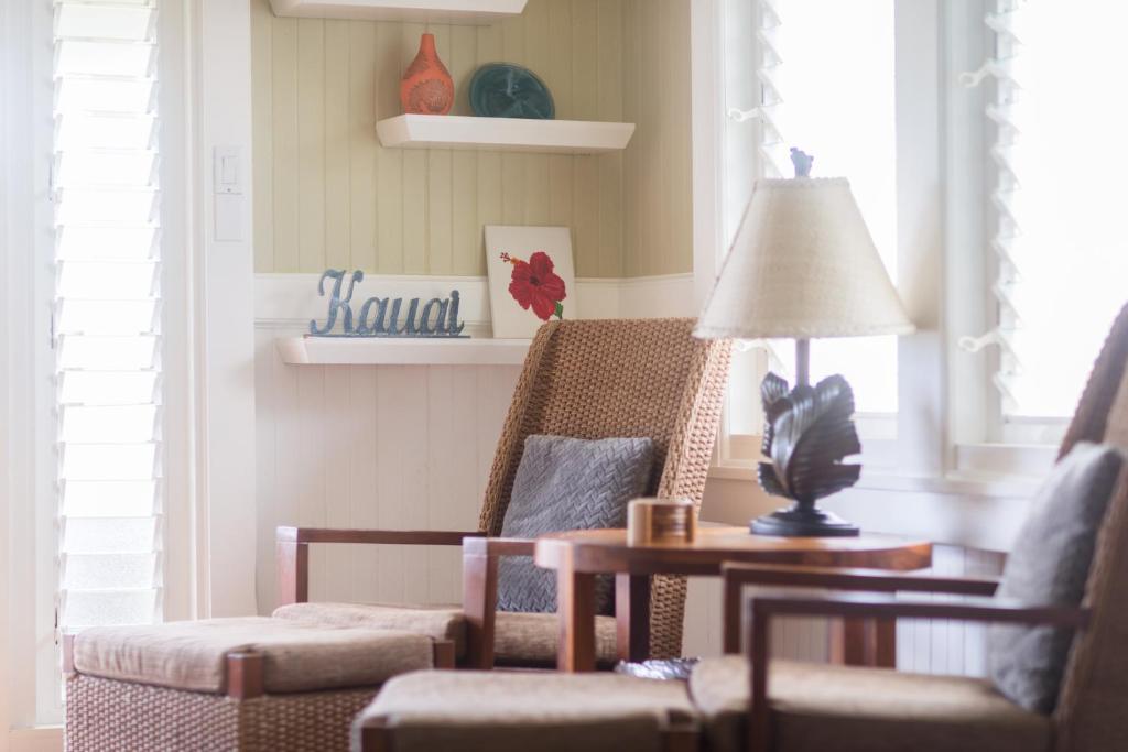 Posezení v ubytování OceanFront Kauai - Harmony TVNC 4247
