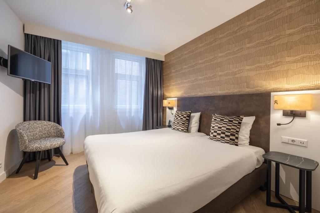 Hotel Amsterdam De Roode Leeuw - Resim 26