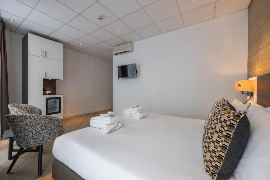 Hotel Amsterdam De Roode Leeuw - Resim 29