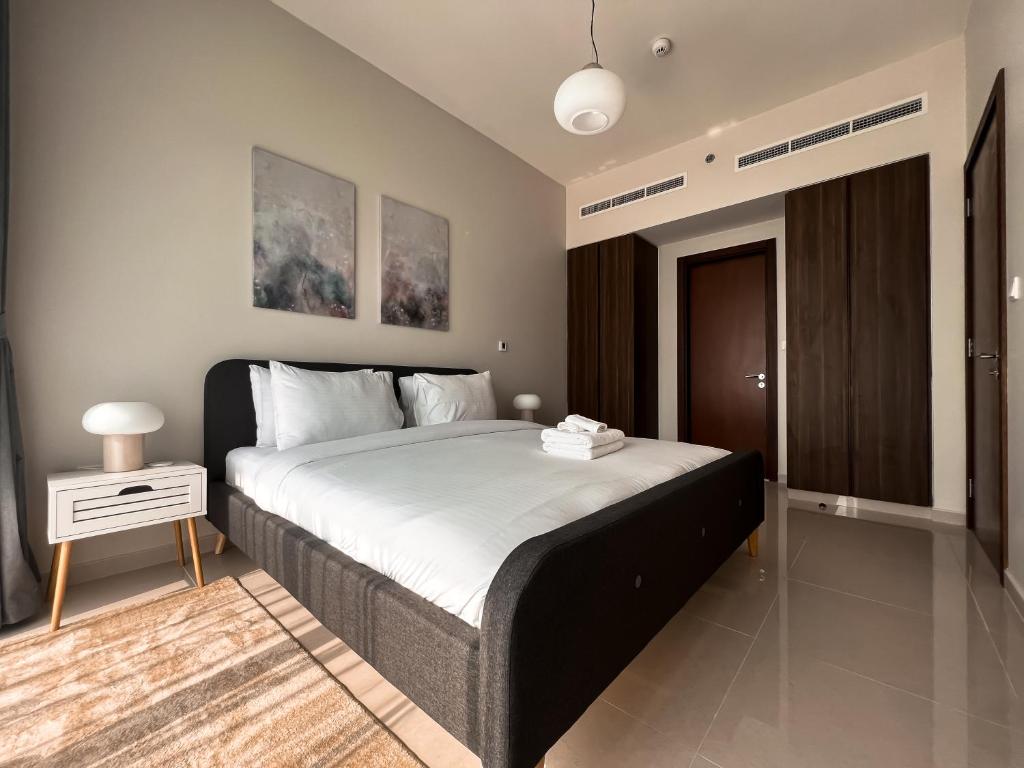 Clever Guest Reva Residences