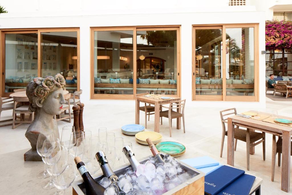 Hotel Tres Torres, Santa Eularia des Riu – ceny aktualizovány ...