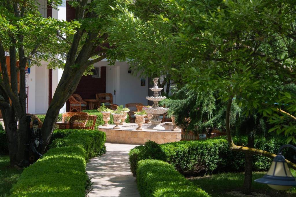 Zahrada ubytování COMPLEX TISMANA 3* ALL INCLUSIVE