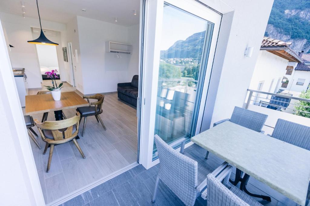 Nespecifikovaný výhled na hory nebo výhled na hory při pohledu z apartmánu