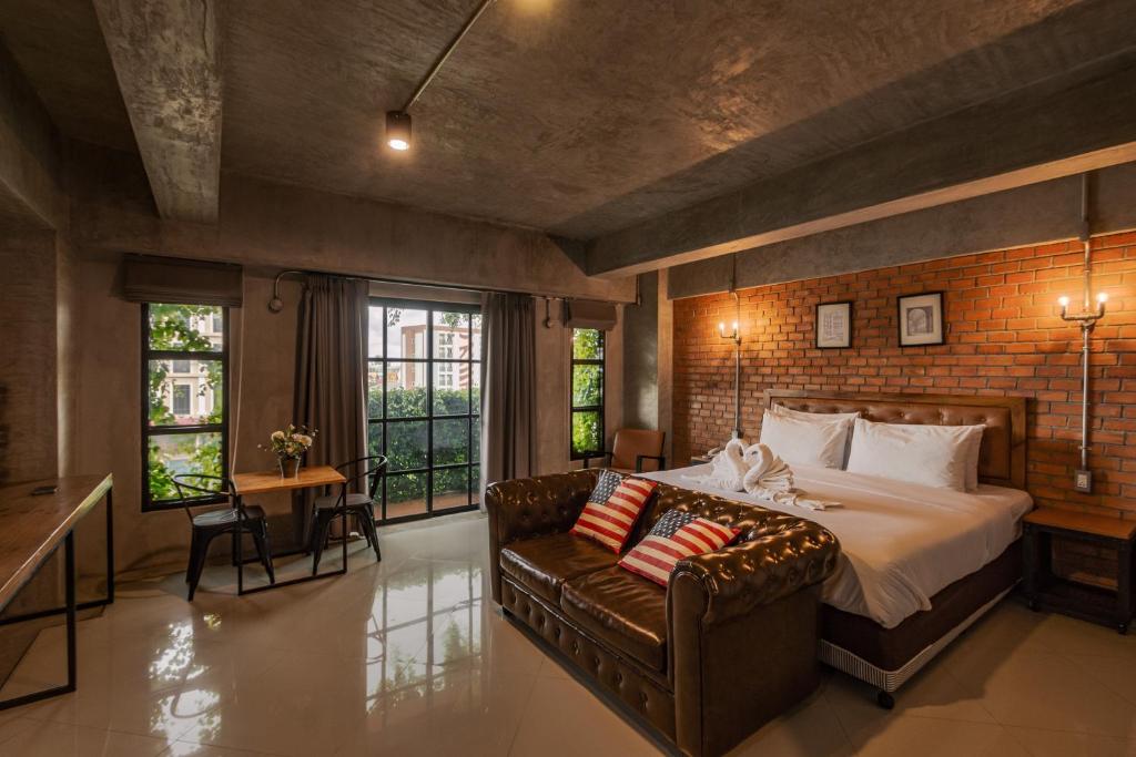 
Deluxe King Suite with Balcony
