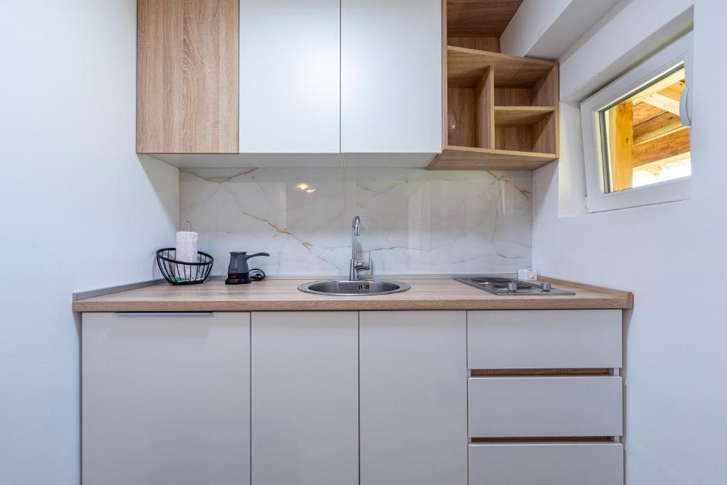 Apartments CENTER OF THE WORLD - 14