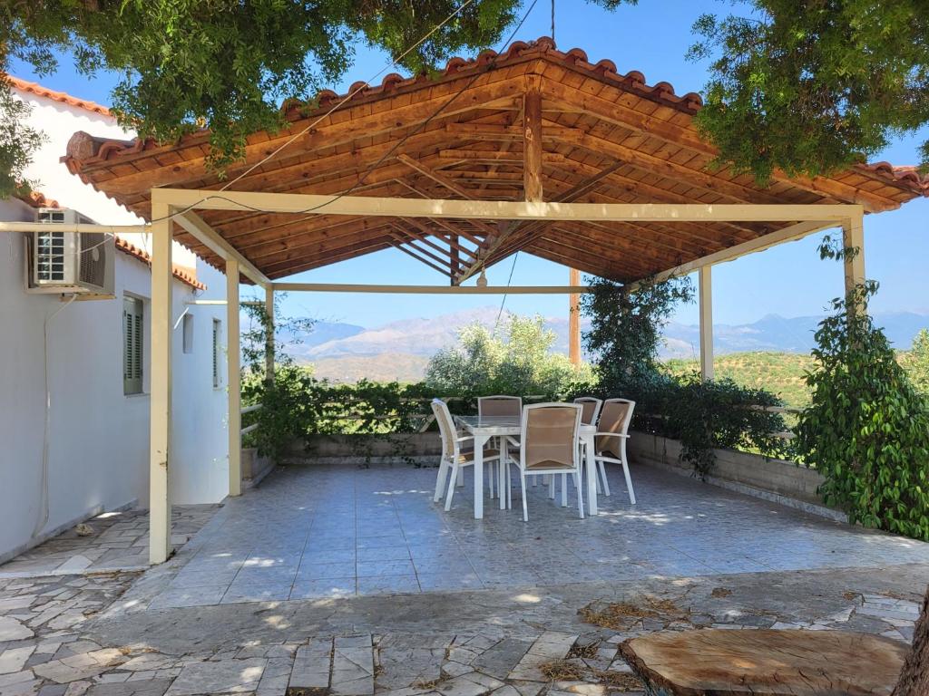 Patio nebo venkovní prostory v ubytování Mani Hill House