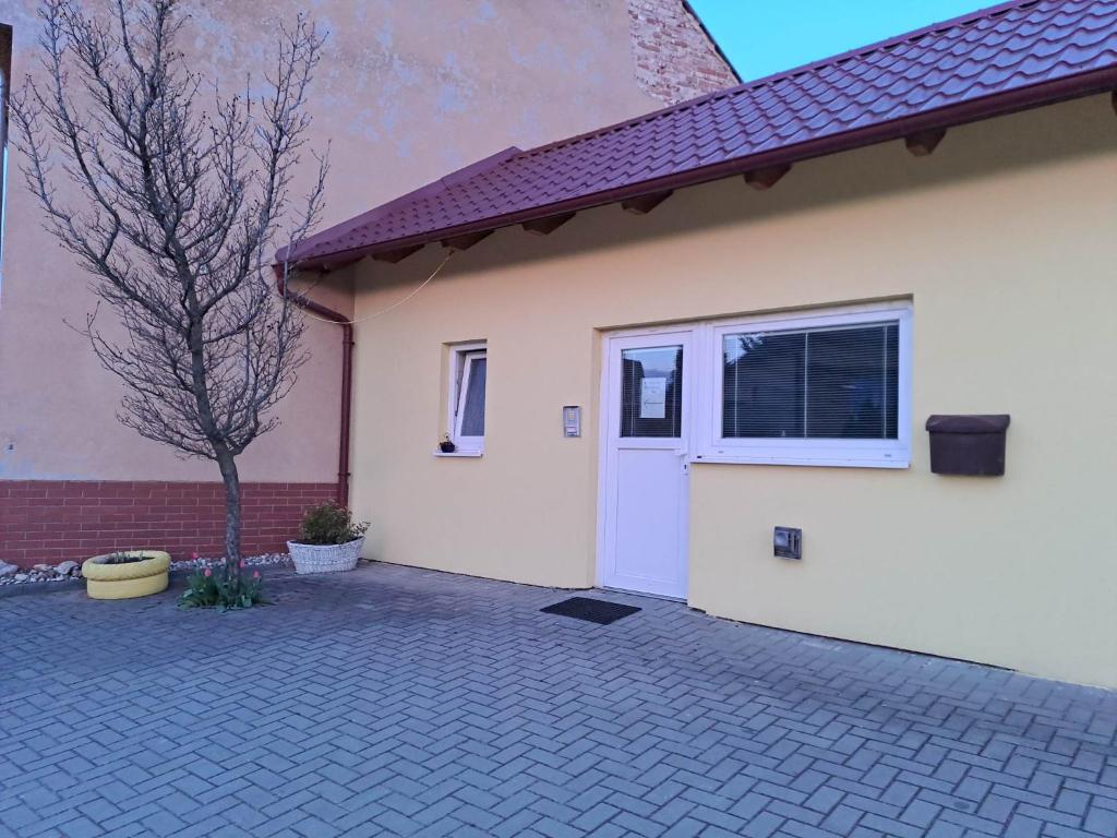 Budova, kde se ubytování v soukromí nachází