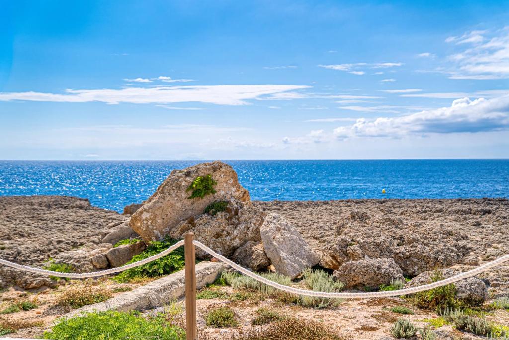 Mar i Vent, Cala Blanca – Updated 2023 Prices