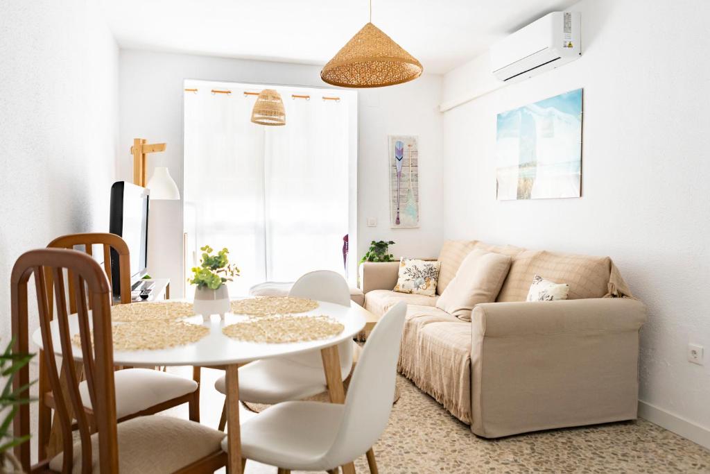 Posedenie v ubytovaní Apartamento Málaga El Faro