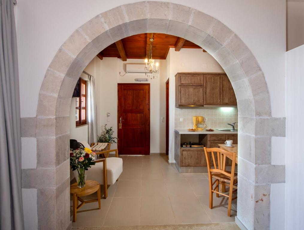 Stefanos Village Hotel - 11