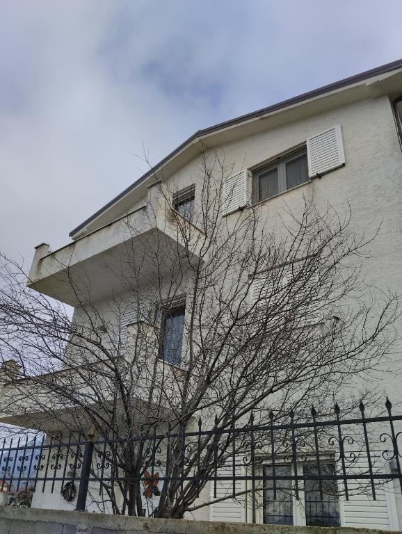 Beautiful 1-Bed House in Korce