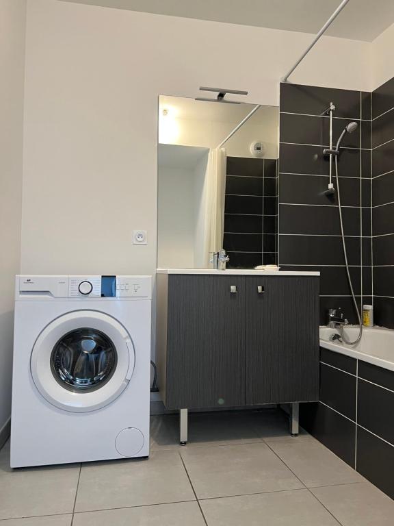 Résidence neuve le K 10 mn gare, parking , tram - 1