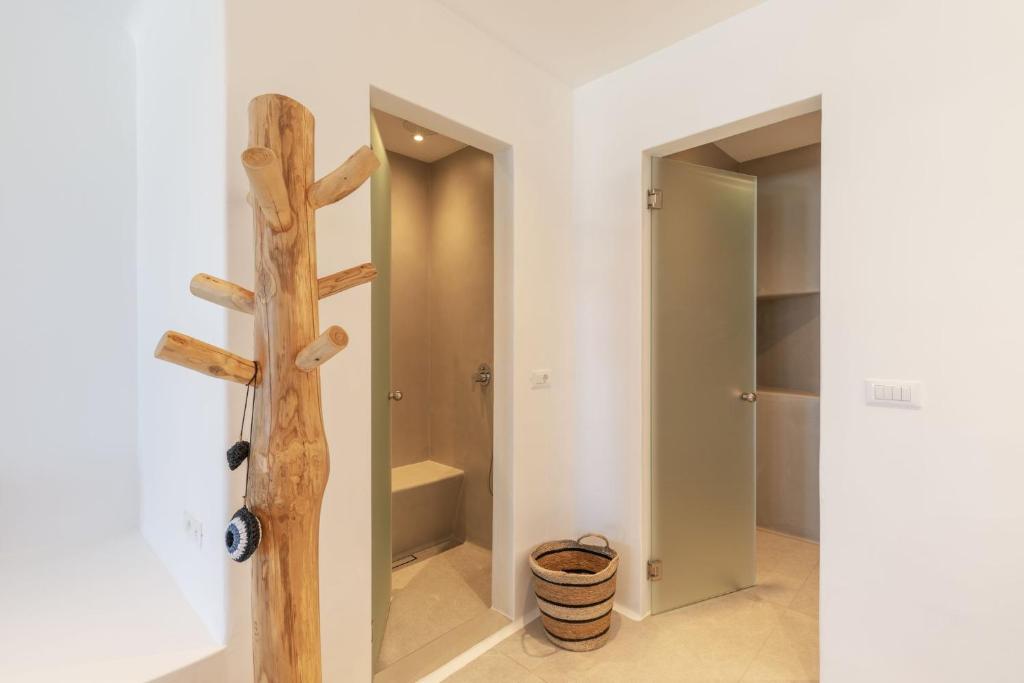 Sunset Hill Suites - 5