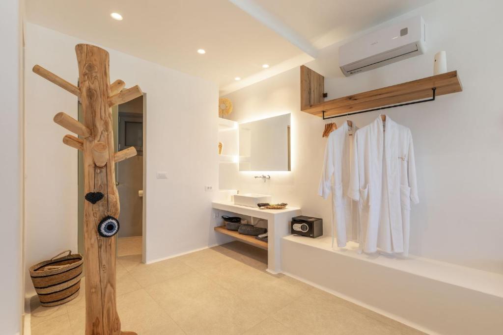 Sunset Hill Suites - 6