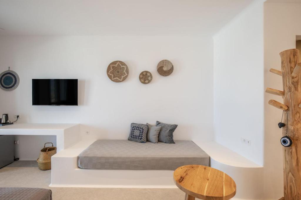 Sunset Hill Suites - 8