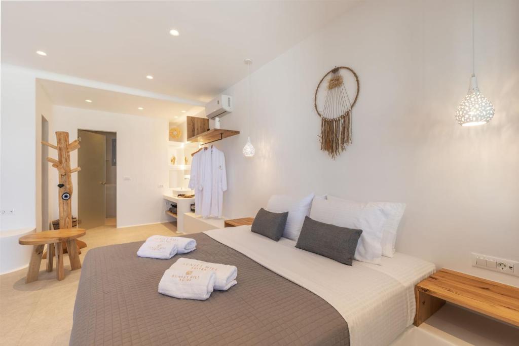 Sunset Hill Suites - 14