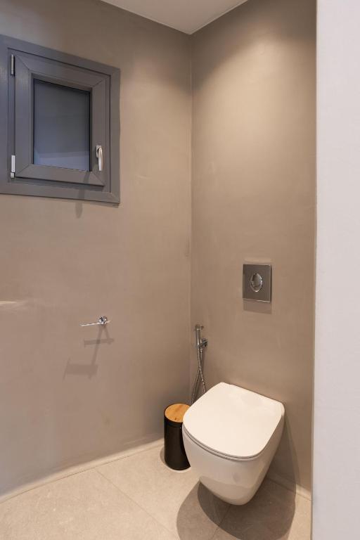 Sunset Hill Suites - 19