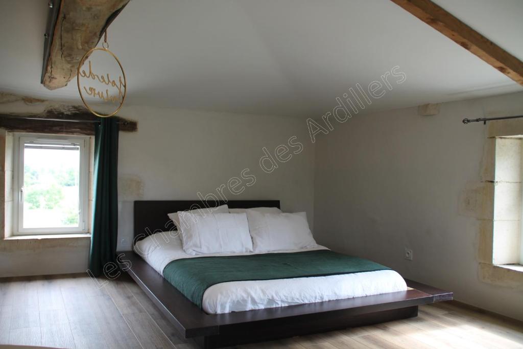 Les Chambres des Ardillers - Luxe Tweepersoonskamer Met Bad