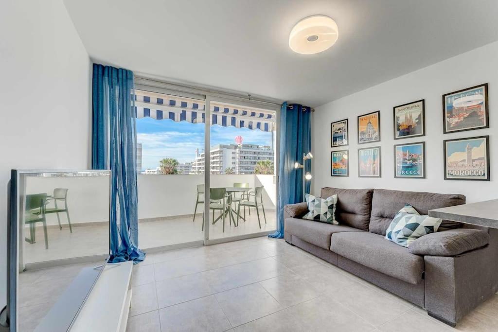 Posezení v ubytování Playa Honda charming apartment in Las Americas