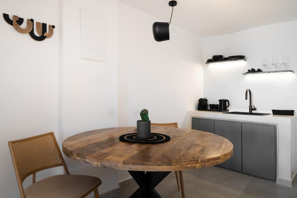 Kuchyň nebo kuchyňský kout v ubytování Bligos Villas