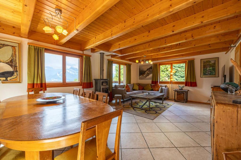 Chalet La Vue, pet friendly 10 pers, amazing view - Resim 8