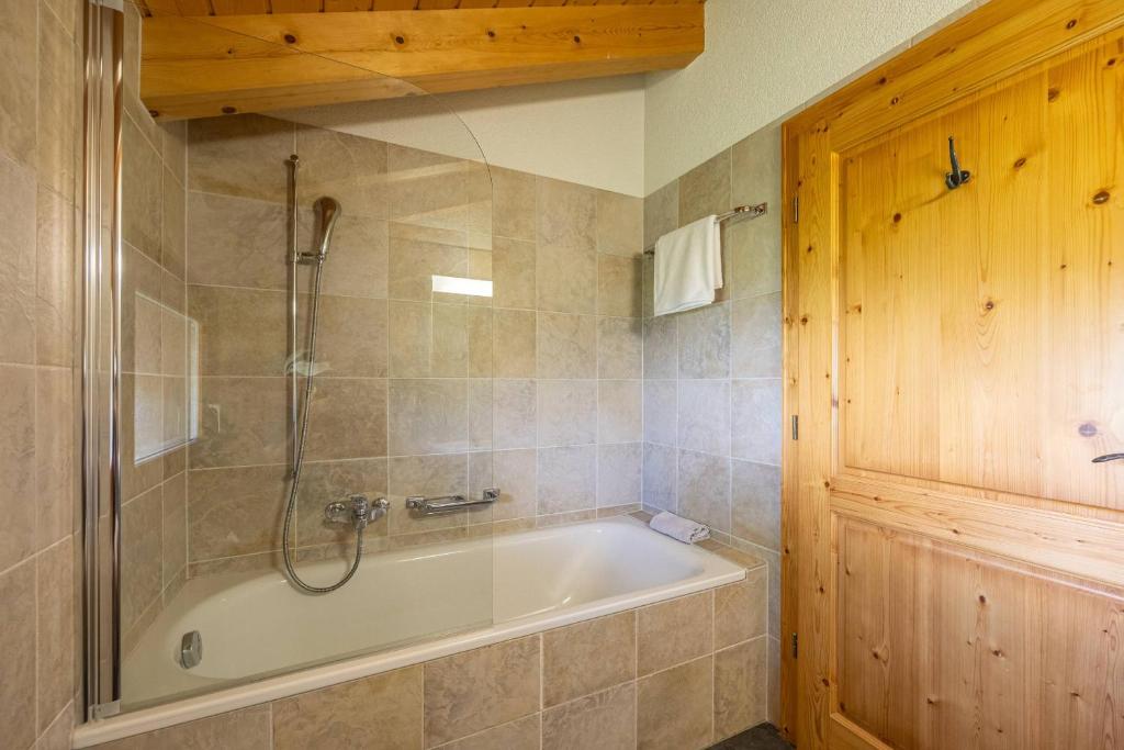 Chalet La Vue, pet friendly 10 pers, amazing view - Resim 18