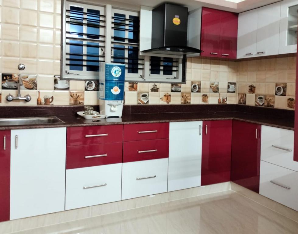 SMS Homestay - Triple Habitación Con Balcón