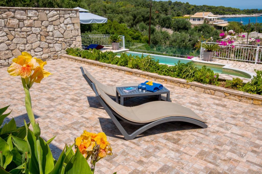 Bazén v ubytování Villa Avgerini Paxos nebo v jeho okolí